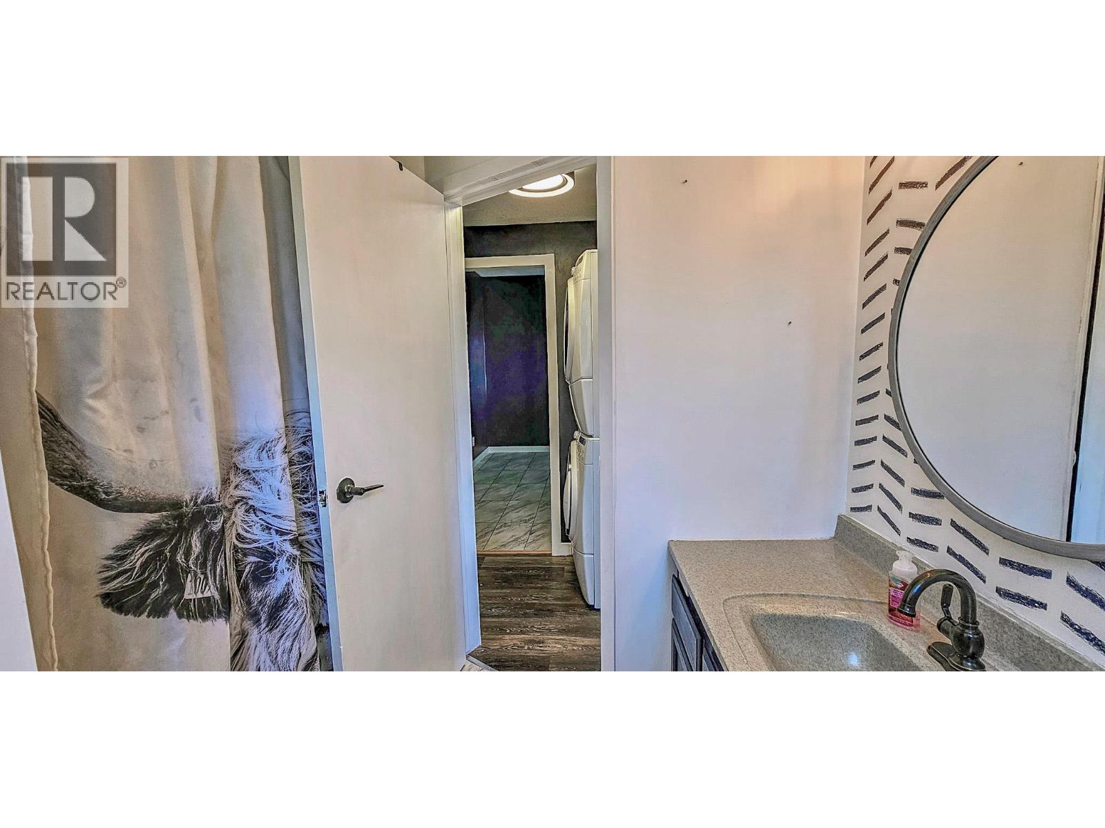 4771 BAILLIE GROHMAN AVENUE - 20