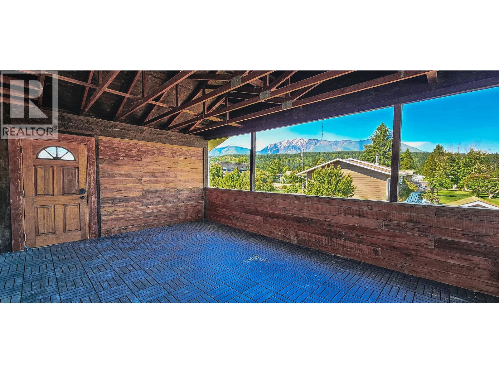 4771 BAILLIE GROHMAN AVENUE - 7