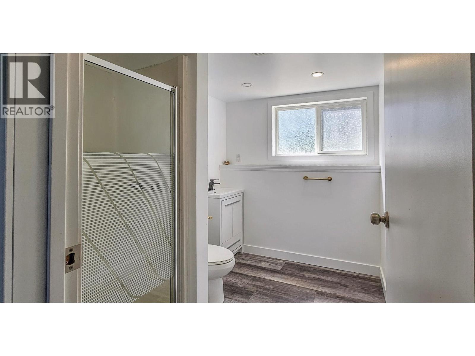 4771 BAILLIE GROHMAN AVENUE - 24