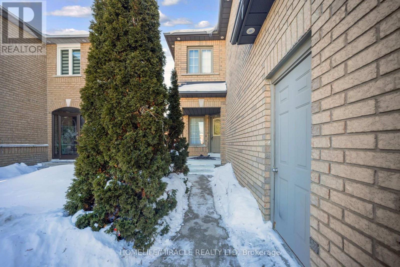133 PRESSED BRICK DRIVE - 7