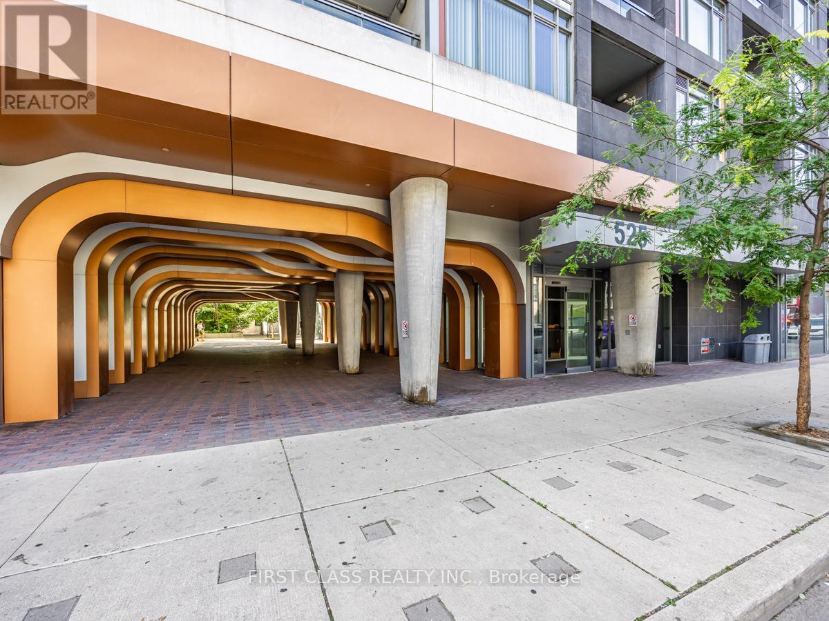 #1022 525 ADELAIDE STREET W - 17