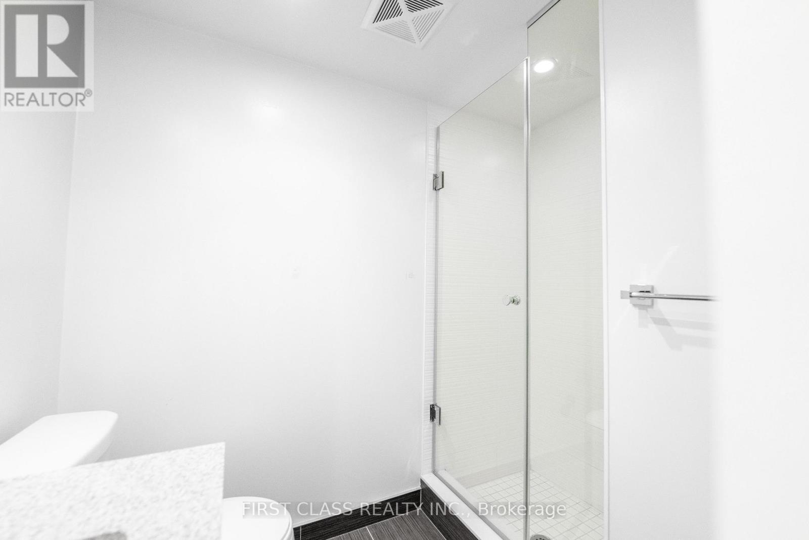 #1022 525 ADELAIDE STREET W - 7