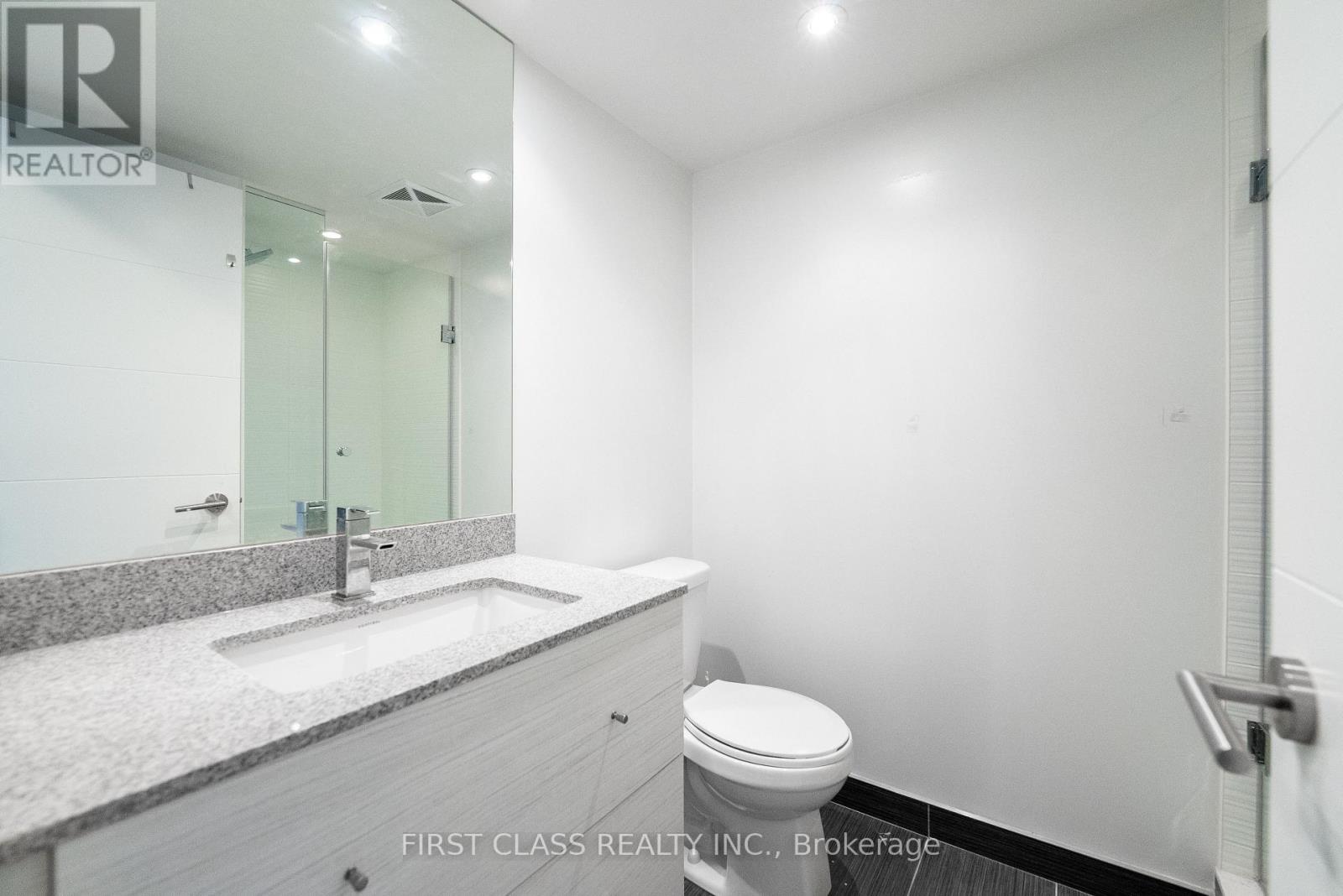 #1022 525 ADELAIDE STREET W - 8
