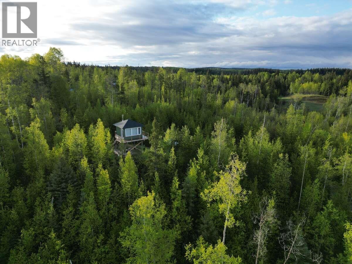 Photo 9 of 27 — 2350 SHARELENE DRIVE · Prince George, BC