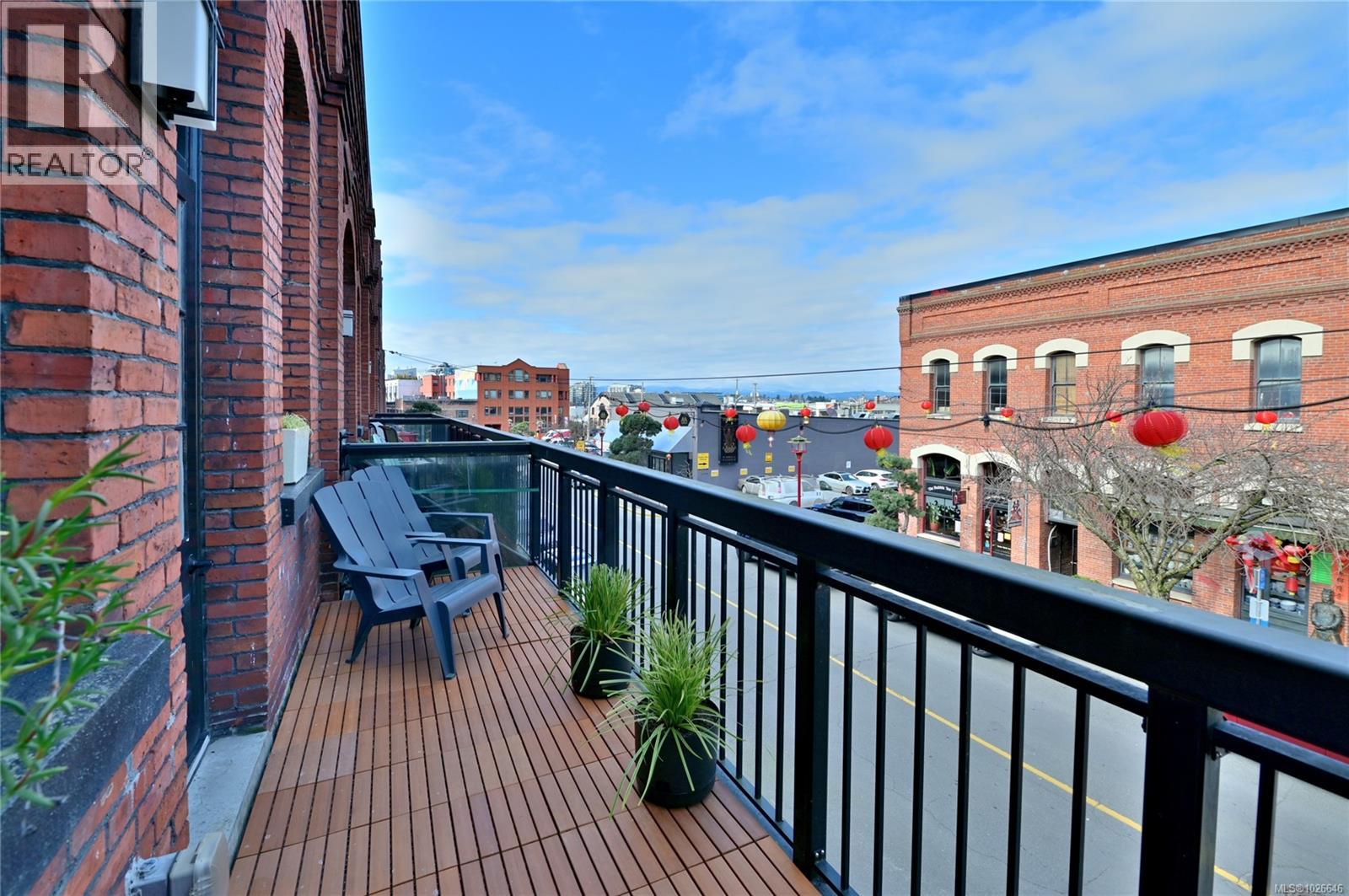 210 535 Fisgard Street, Victoria