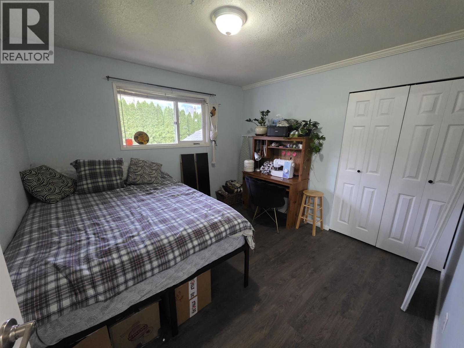 2421 KROYER AVENUE, Terrace