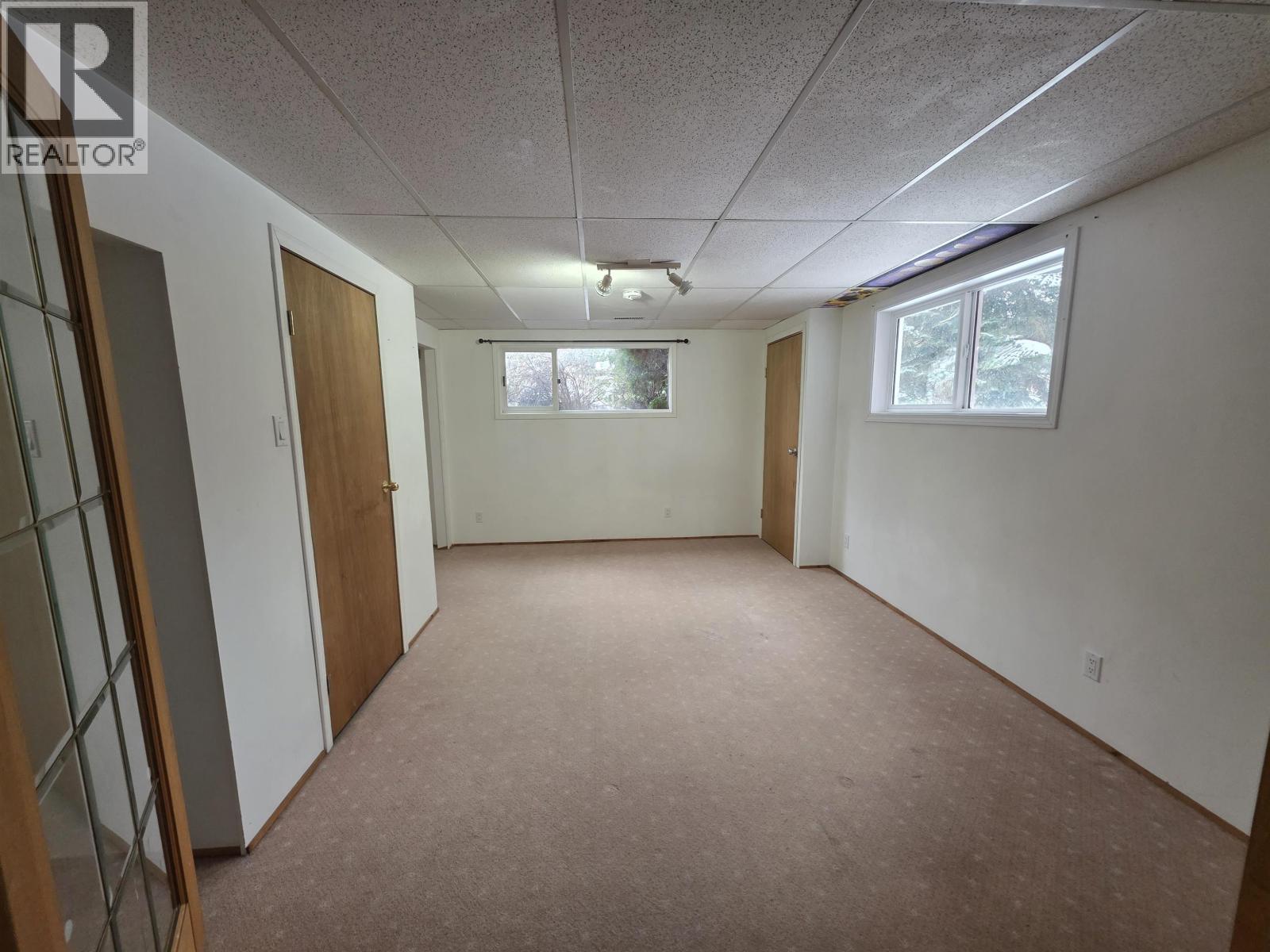 2421 KROYER AVENUE, Terrace