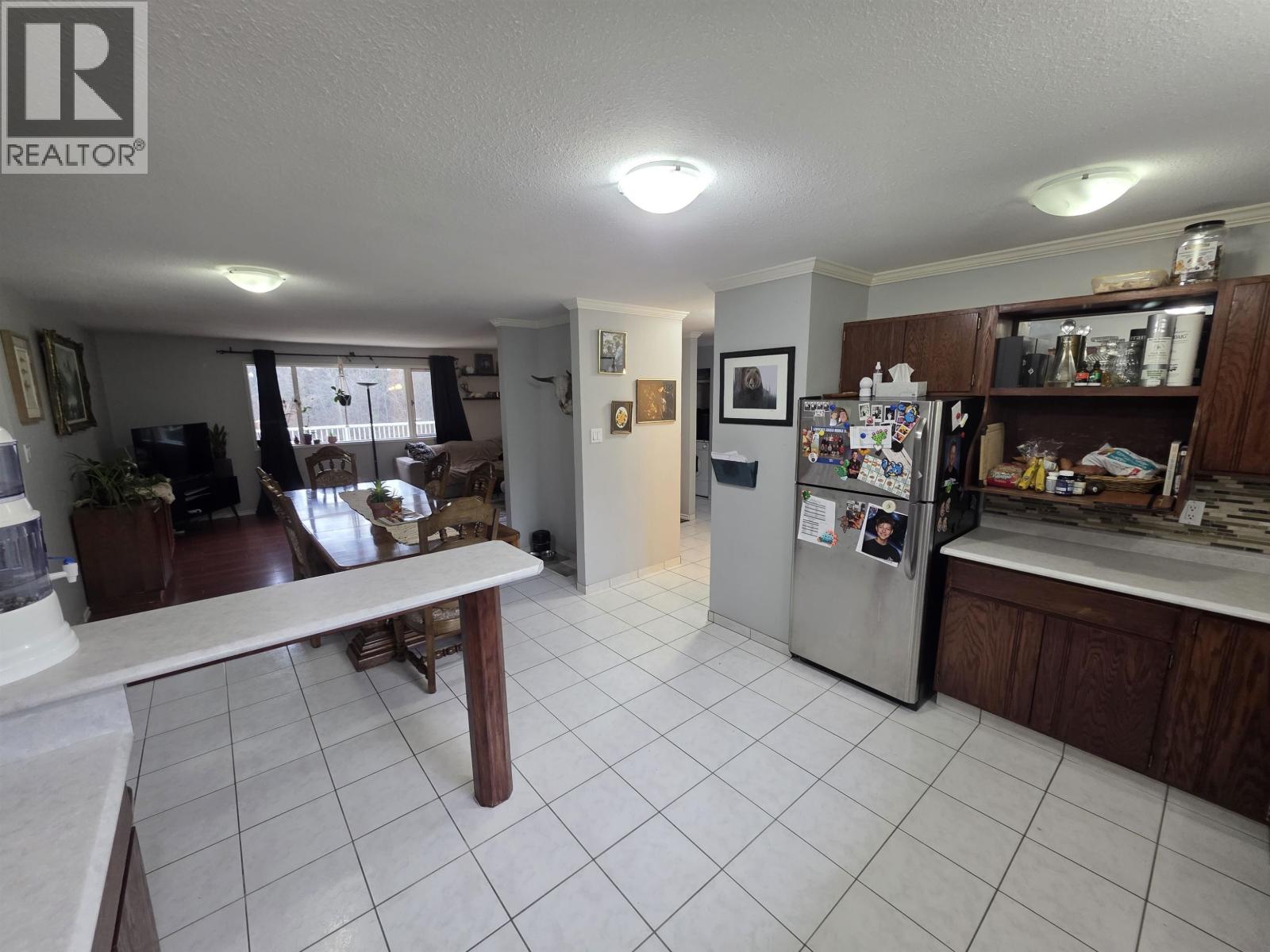 2421 KROYER AVENUE, Terrace