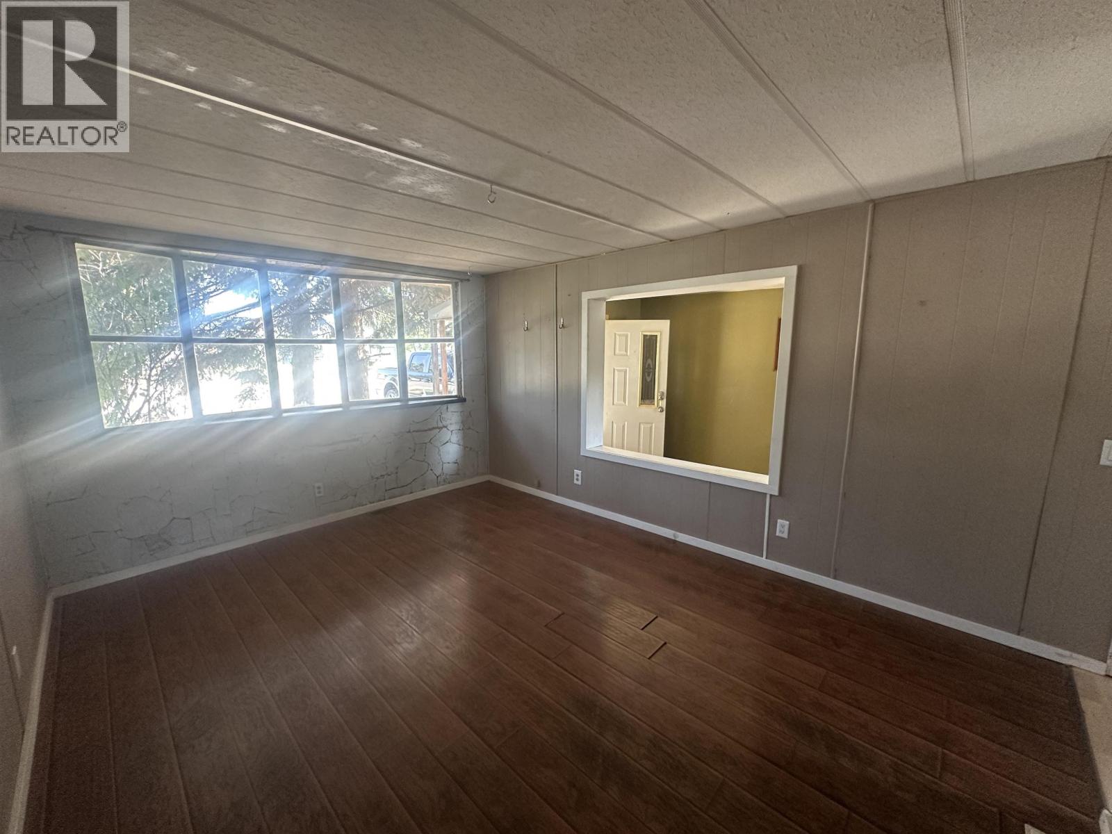 8724 75 STREET, Fort St. John