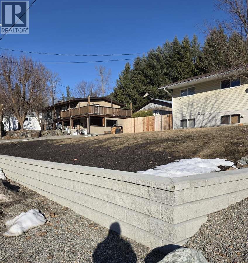 868 North Kimberley Avenue, Greenwood