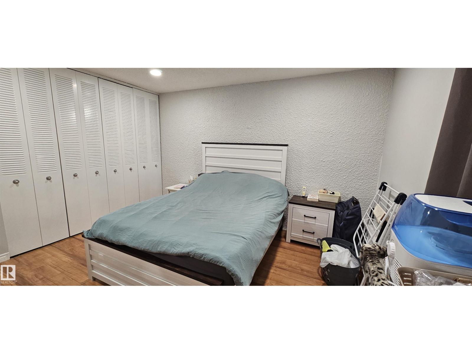 #906 11307 99 AV NW - 12