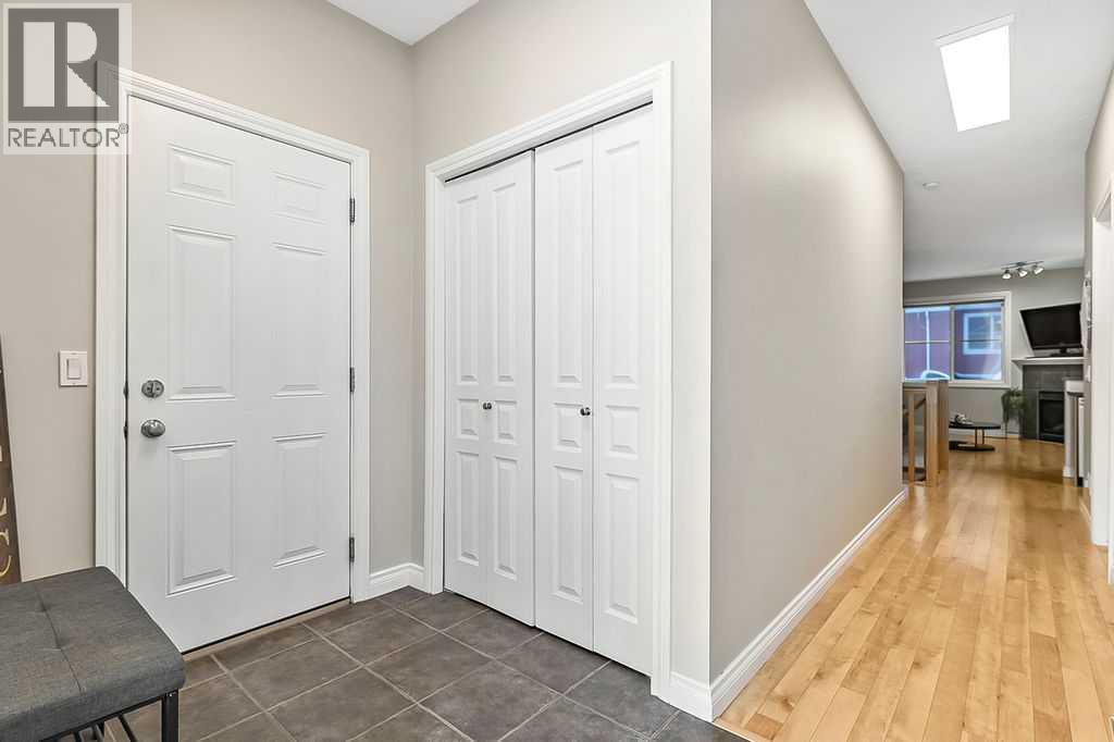 48 Tucker Circle - Photo 3 of 39, Okotoks, Alberta