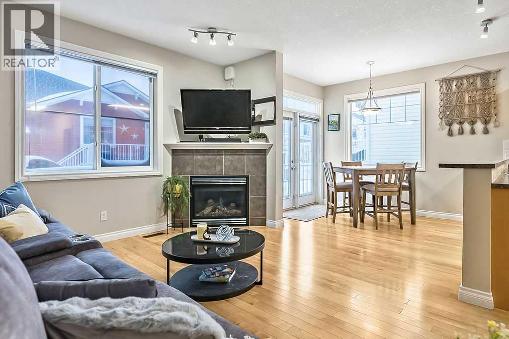 48 Tucker Circle - Photo 5 of 39, Okotoks, Alberta