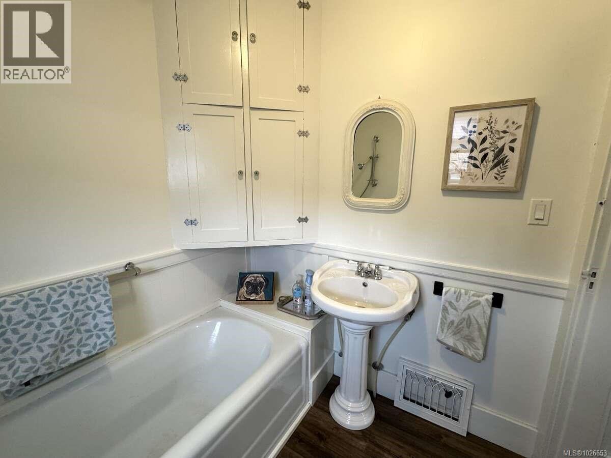 4480 Burde St, Port Alberni