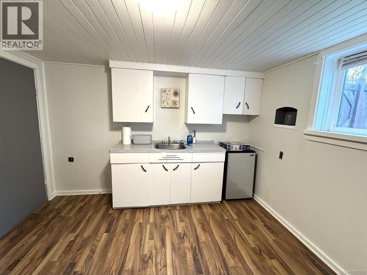 4480 Burde St, Port Alberni