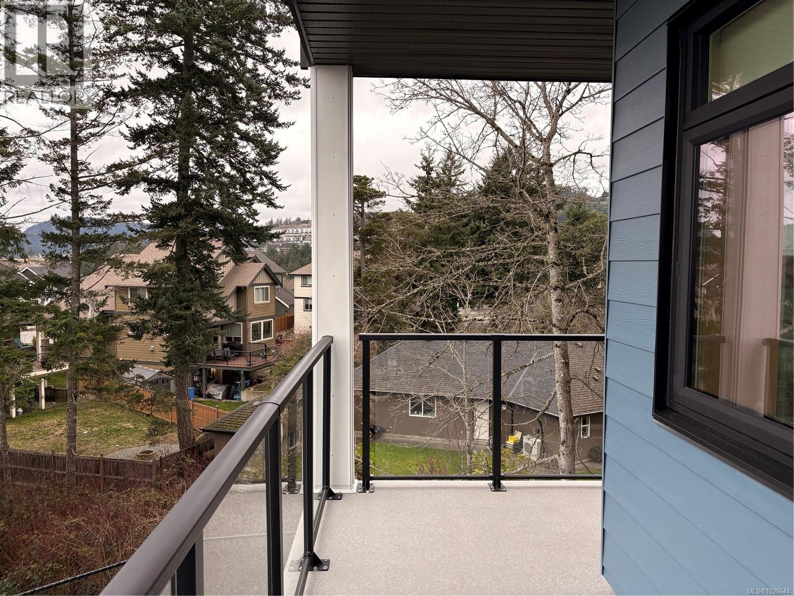 102 2390 City Gate Blvd, Langford