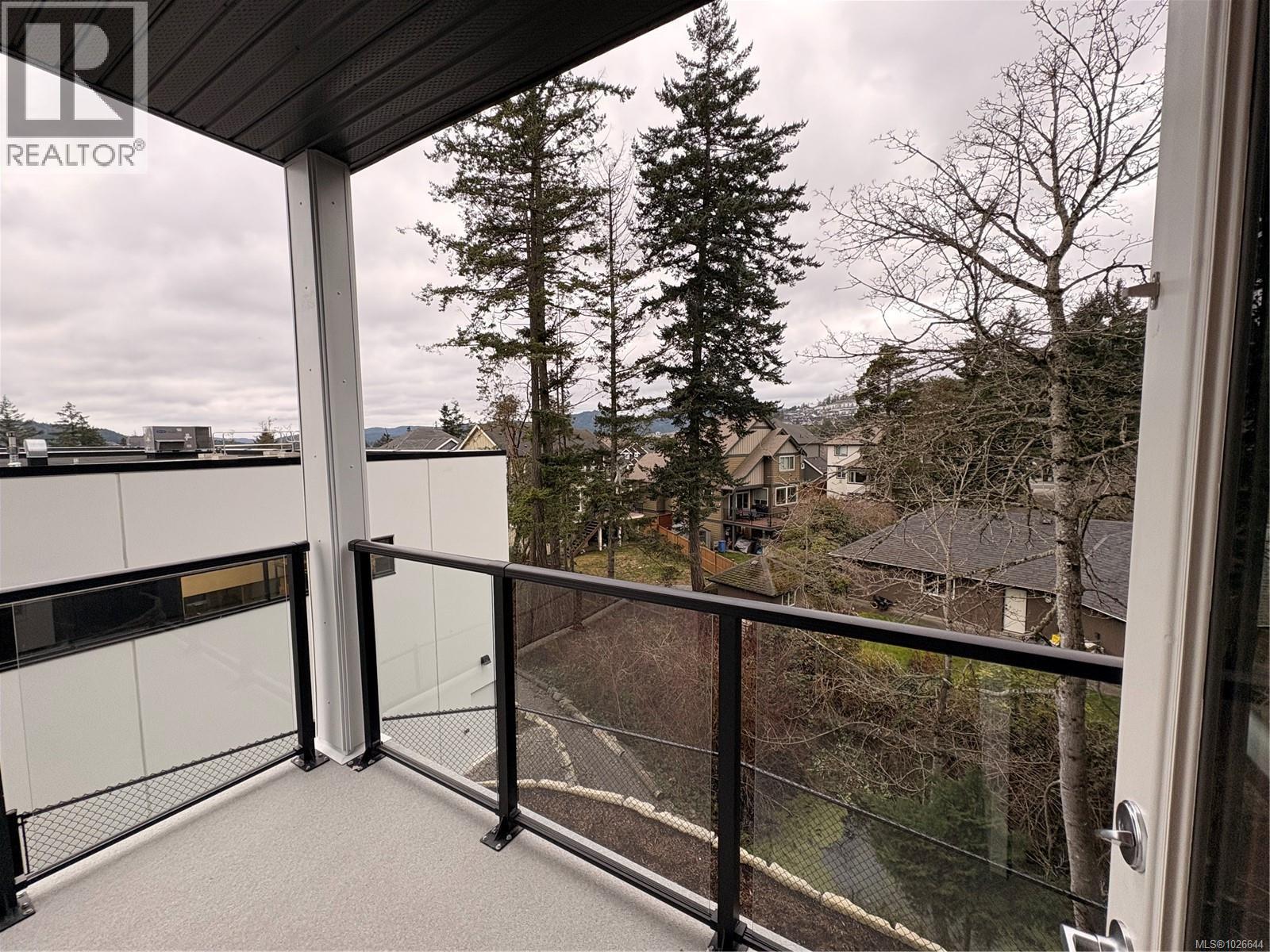 102 2390 City Gate Blvd, Langford