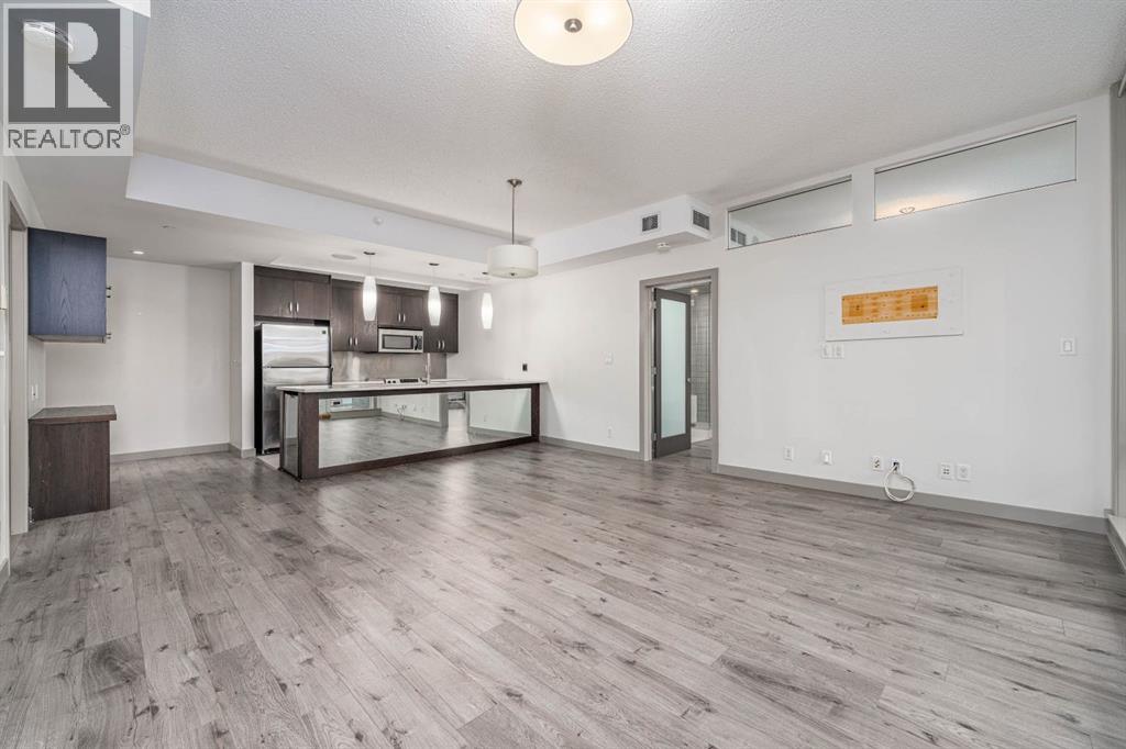 #303 530 12 AVENUE SW - 24