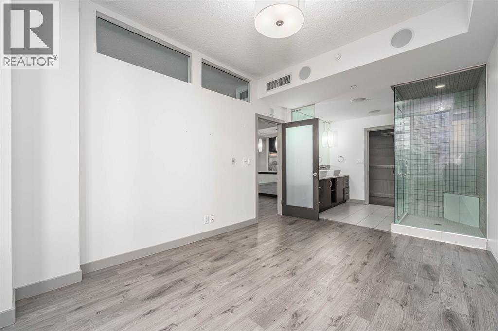 #303 530 12 AVENUE SW - 26