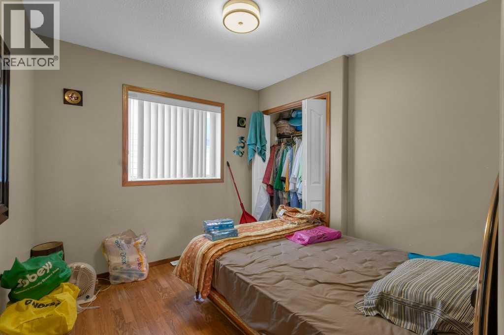 Single Family House for Sale in  Saddlecreek Way NE Saddle Ridge Calgary 