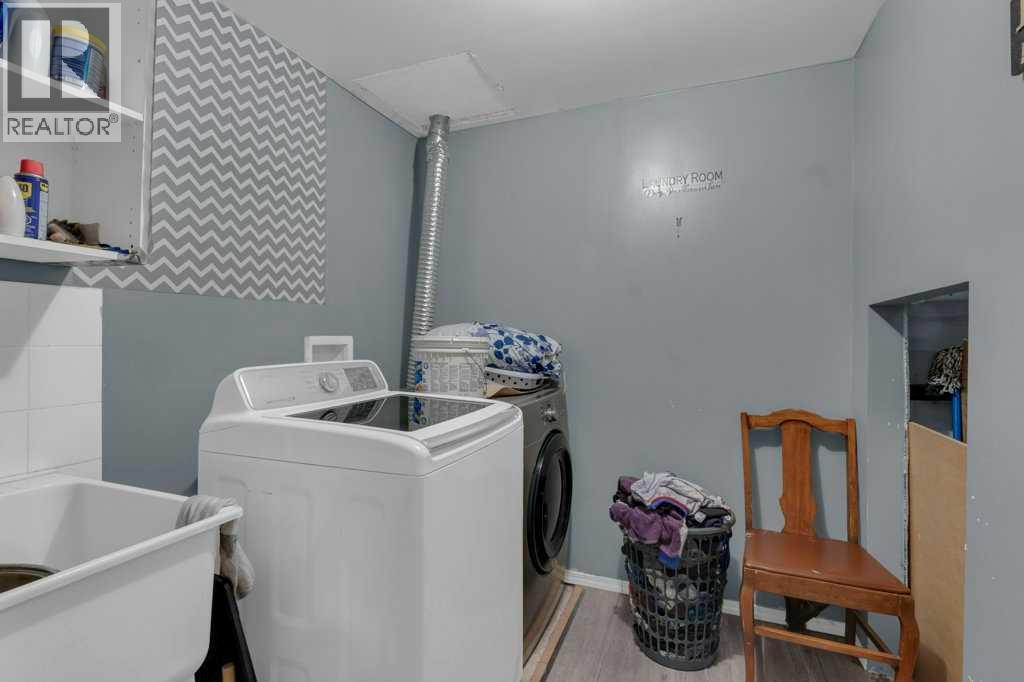 Single Family House for Sale in  Saddlecreek Way NE Saddle Ridge Calgary 