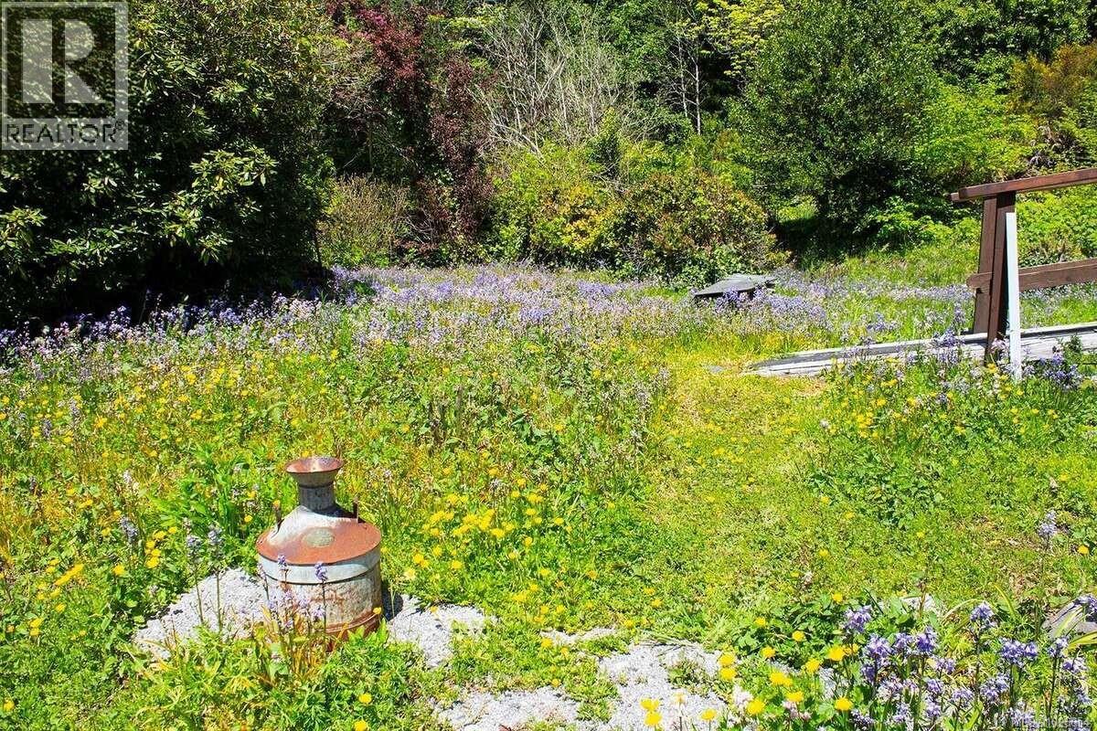 326 Grappler Inlet, Bamfield