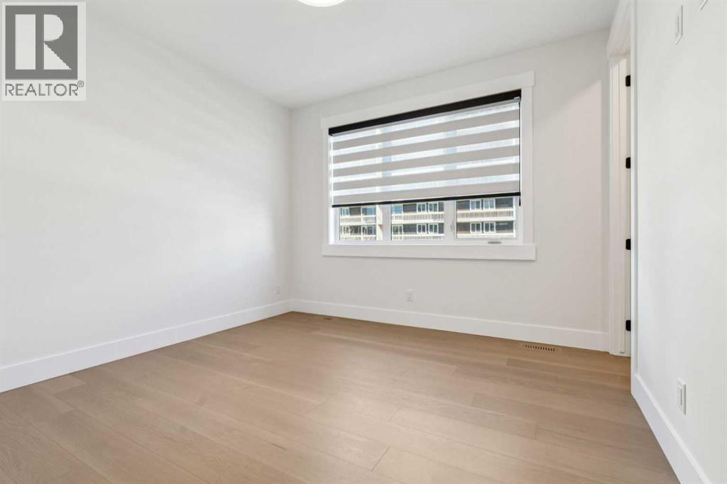 
          320 15 Street Northwest
            <br/>
            <span>Calgary</span>
            , 
            <span>AB</span>
             <span>T2N2A9</span>
         - Photo 32