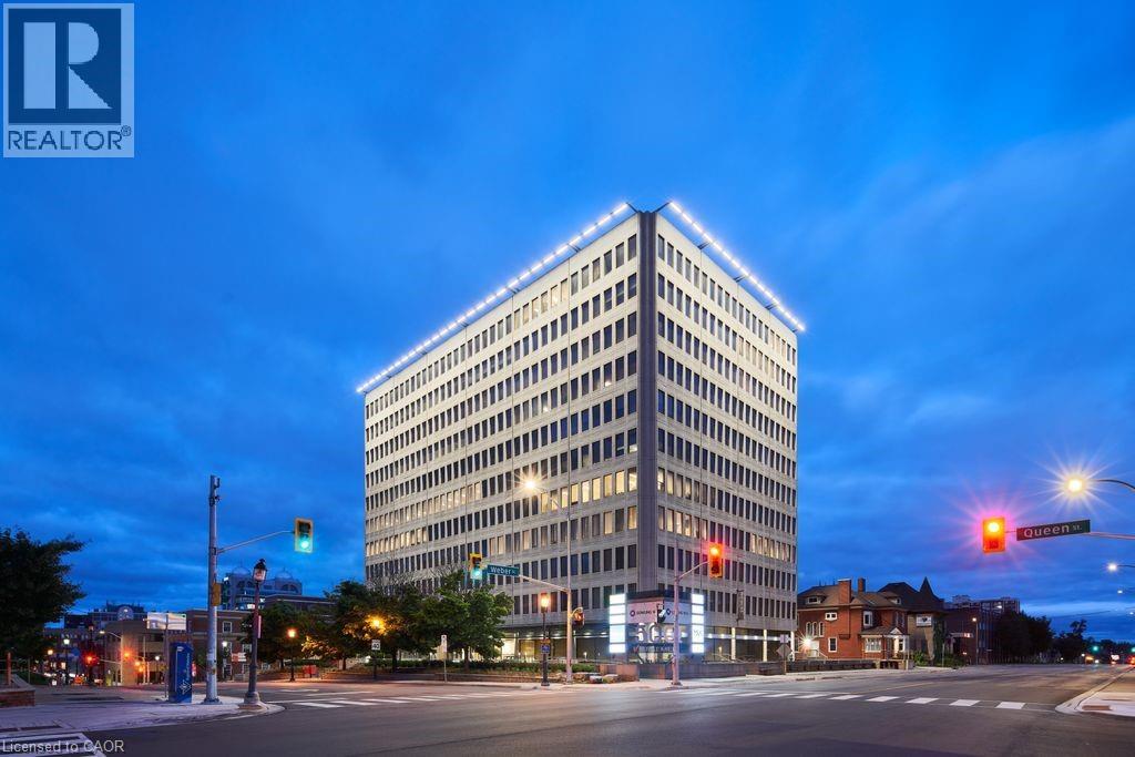 50 QUEEN Street N Unit# 820