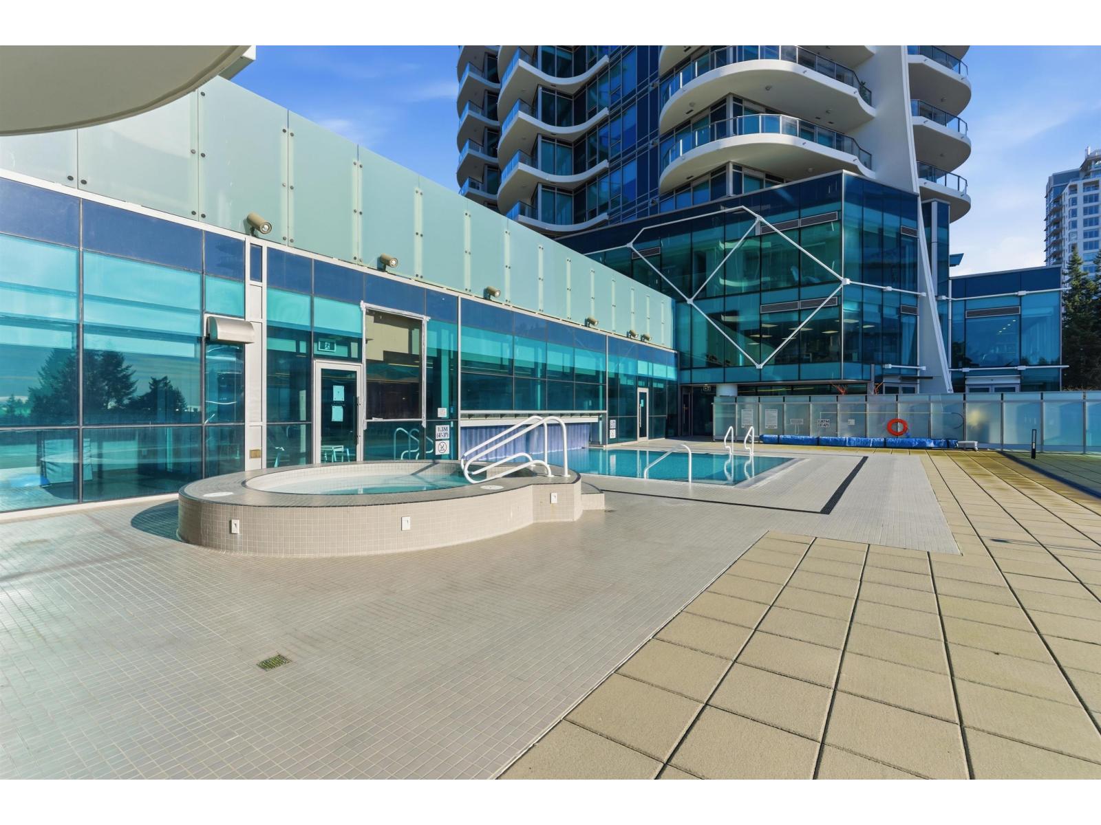 2001 1501 FOSTER STREET, White Rock