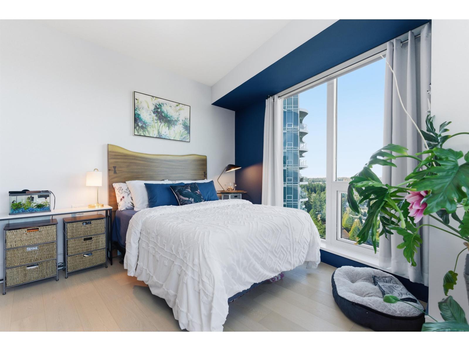 2001 1501 FOSTER STREET, White Rock