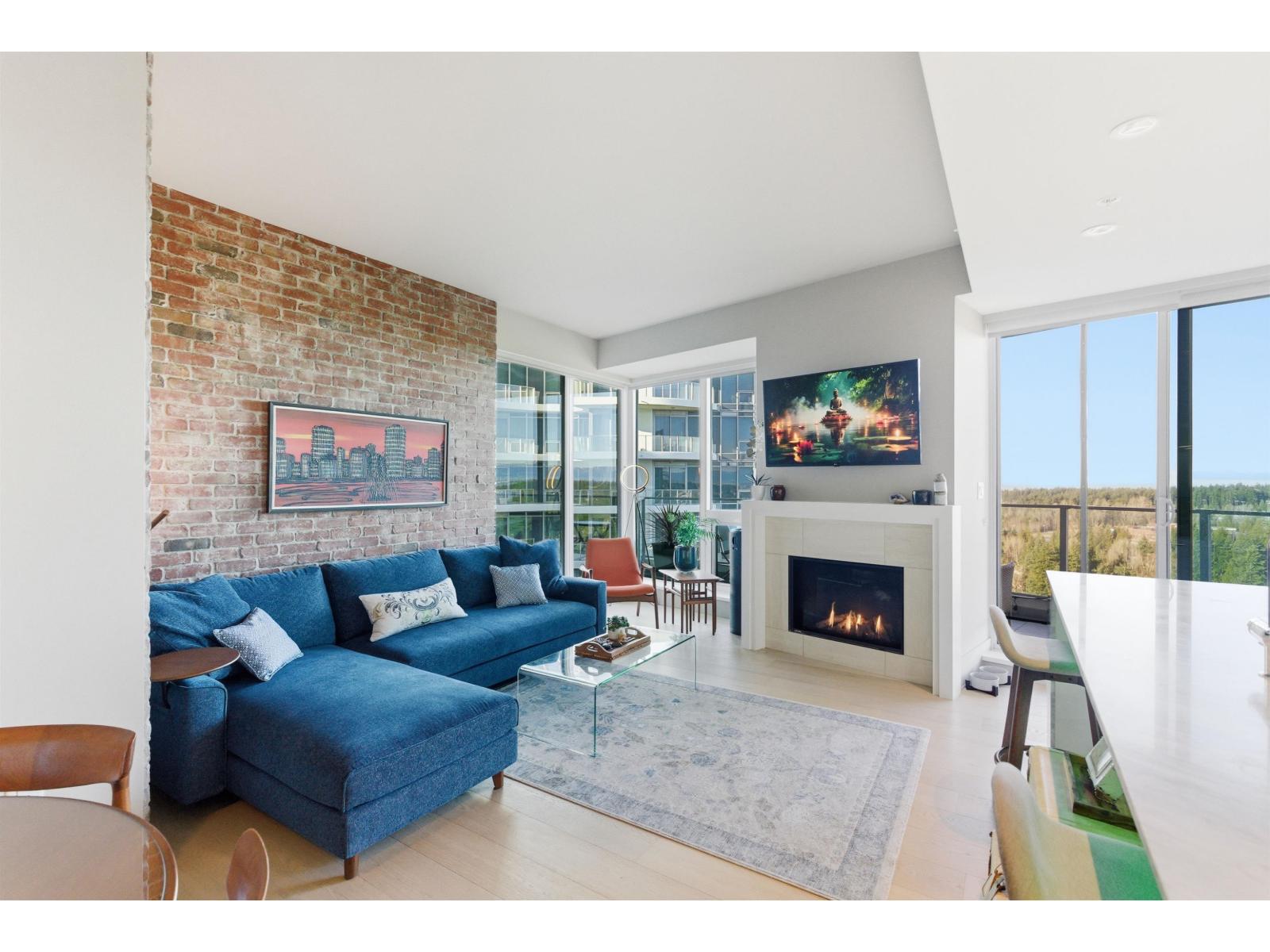 2001 1501 FOSTER STREET, White Rock