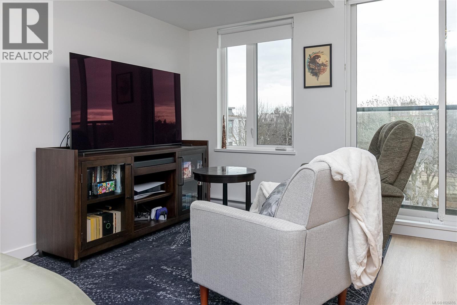 616 1115 Johnson Street, Victoria