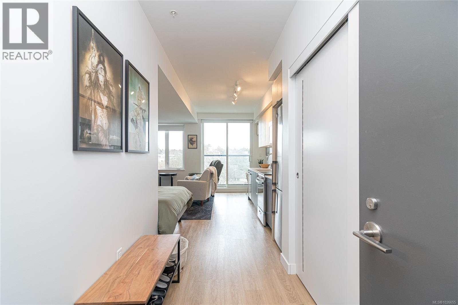 616 1115 Johnson Street, Victoria