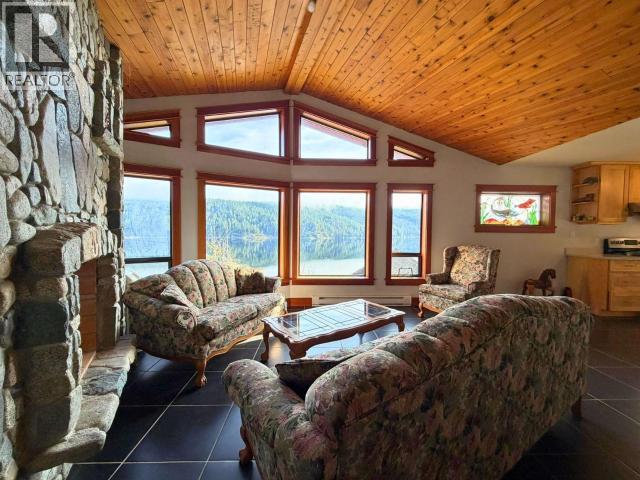 2870 D'ANGIO RD, Powell River