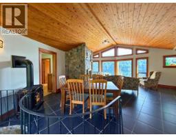 2870 D'angio Rd, Powell River, BC  Photo 19