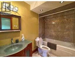 2870 D'angio Rd, Powell River, BC  Photo 37