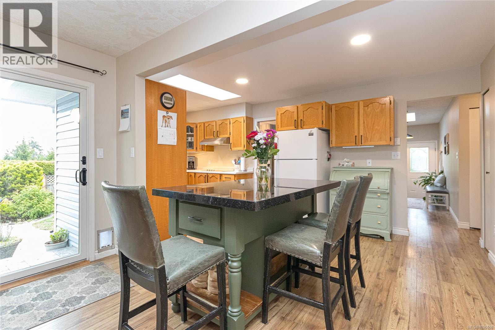 2007 Govenlock Pl, Sooke