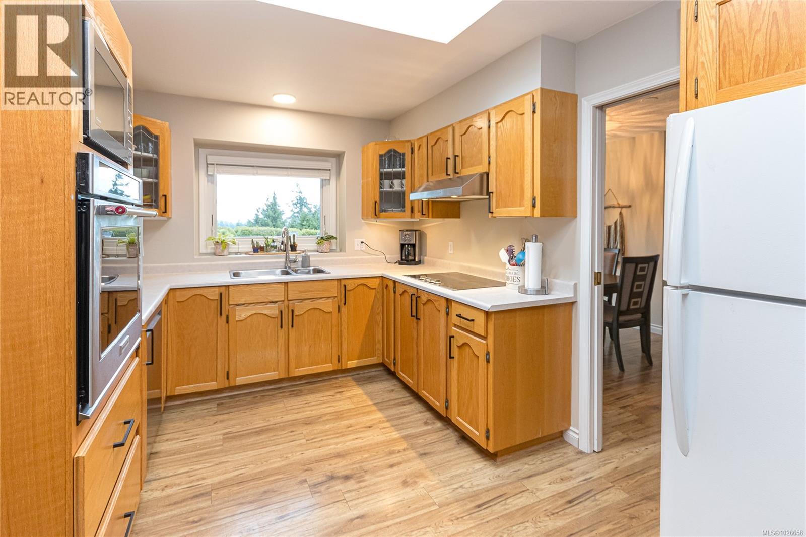 2007 Govenlock Pl, Sooke