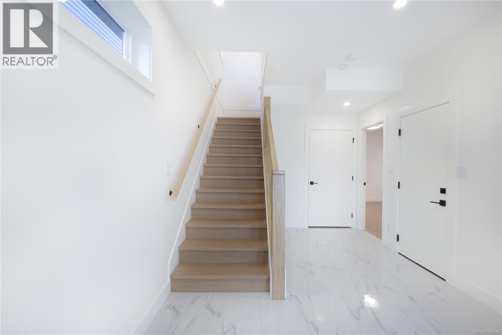 2391 BARCLAY RD - 10