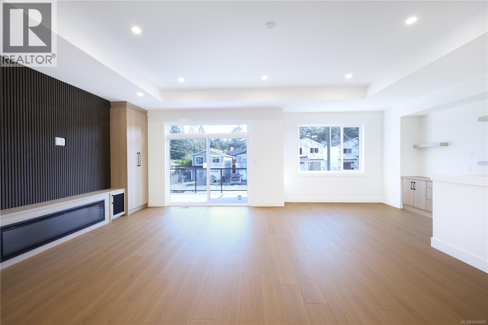 2391 BARCLAY RD - 22