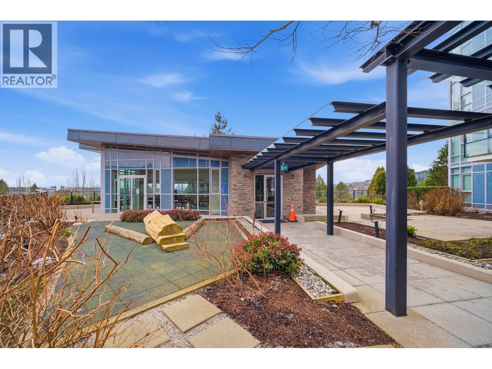 2005 691 NORTH ROAD, Coquitlam