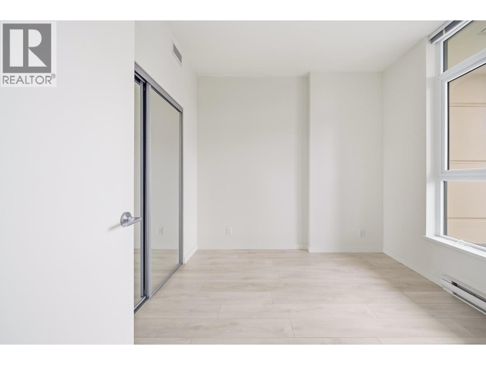 2005 691 NORTH ROAD, Coquitlam