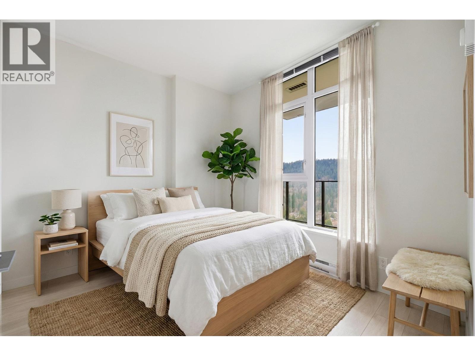 2005 691 NORTH ROAD, Coquitlam