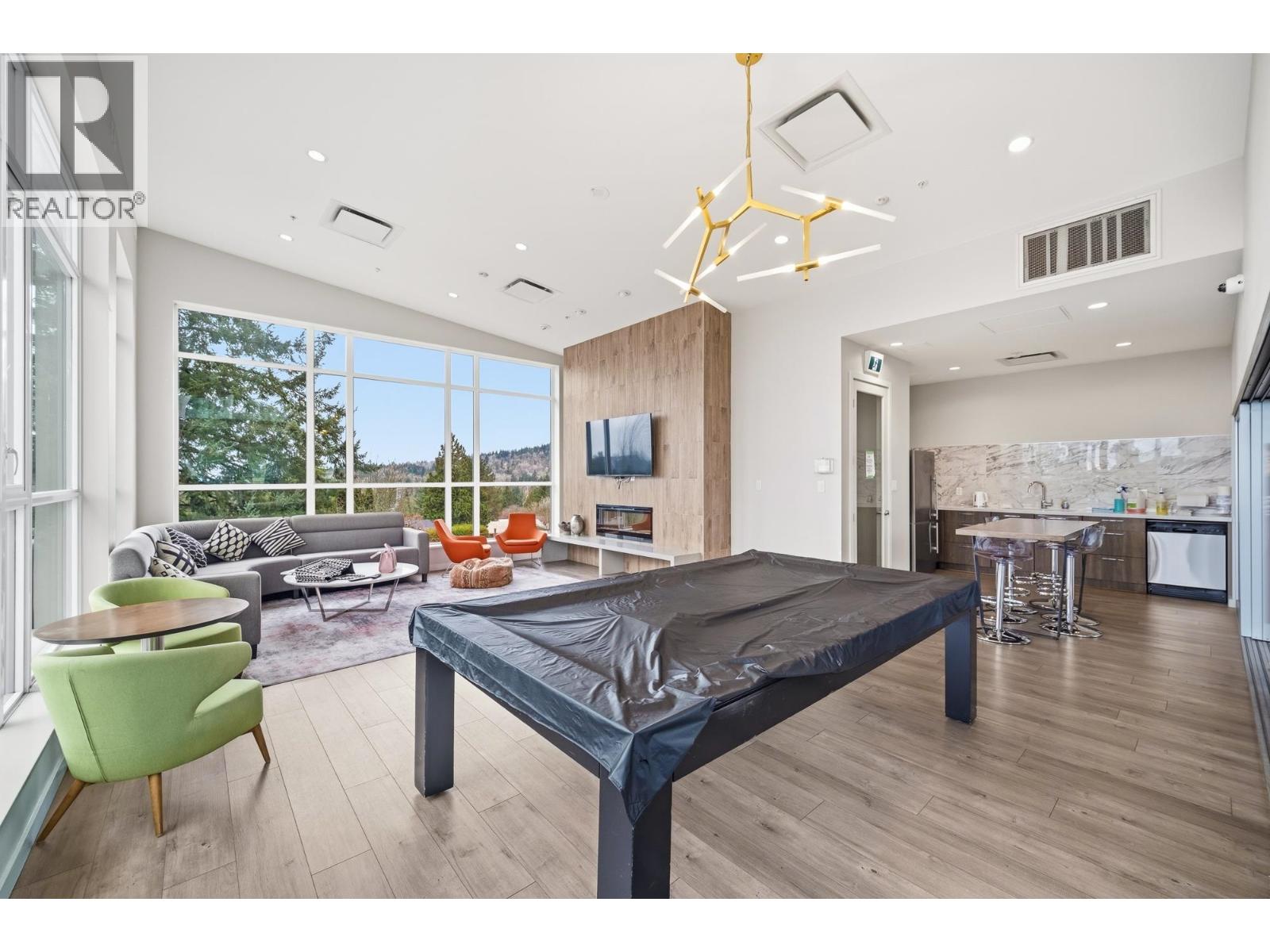 2005 691 NORTH ROAD, Coquitlam