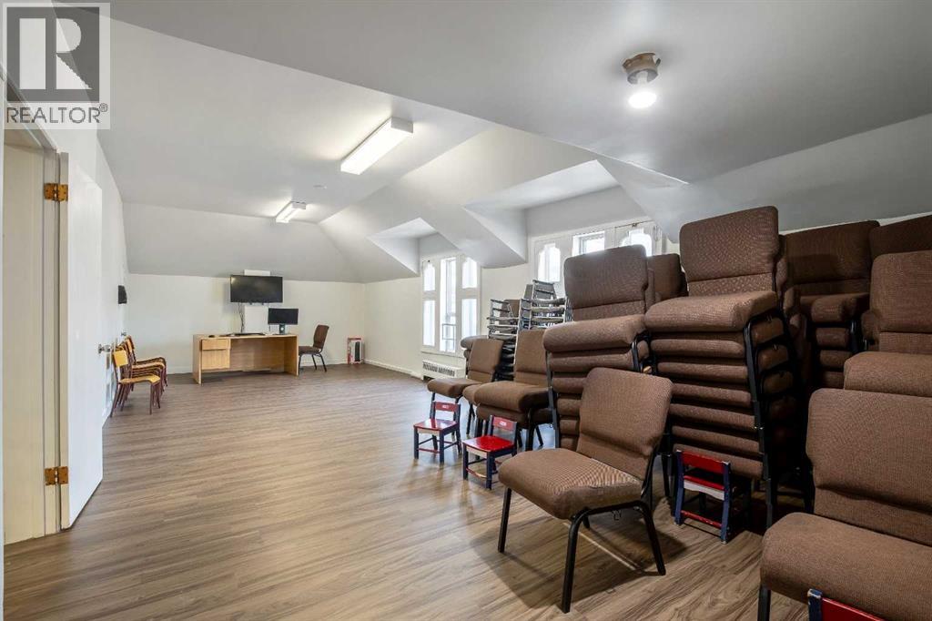 Industrial for Sale in   Avenue SE Inglewood Calgary 