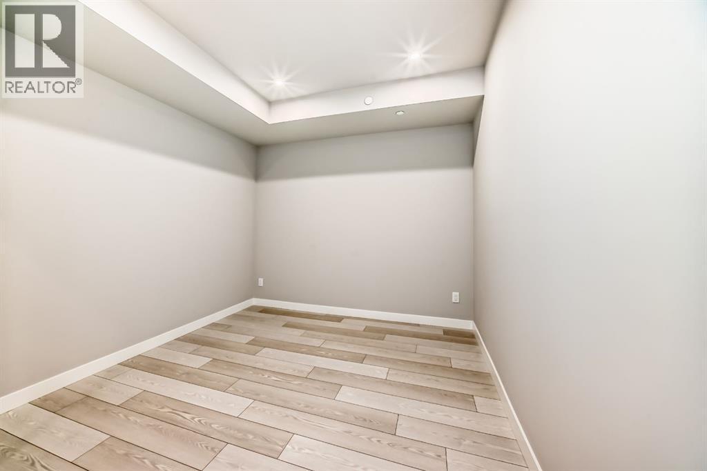 Single Family House for Sale in   A Street NW West Hillhurst Calgary 