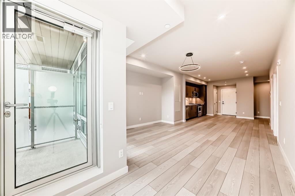 Single Family House for Sale in   A Street NW West Hillhurst Calgary 