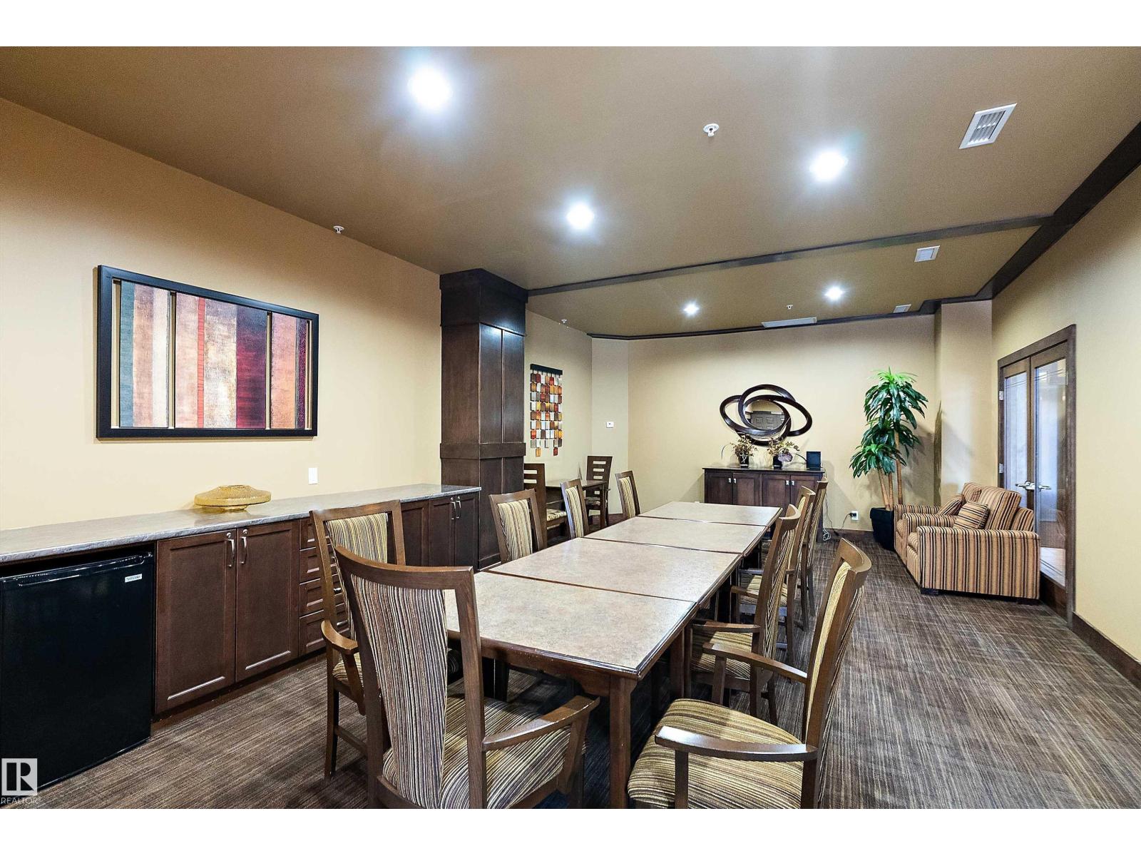 #1004 10303 111 ST NW - 33