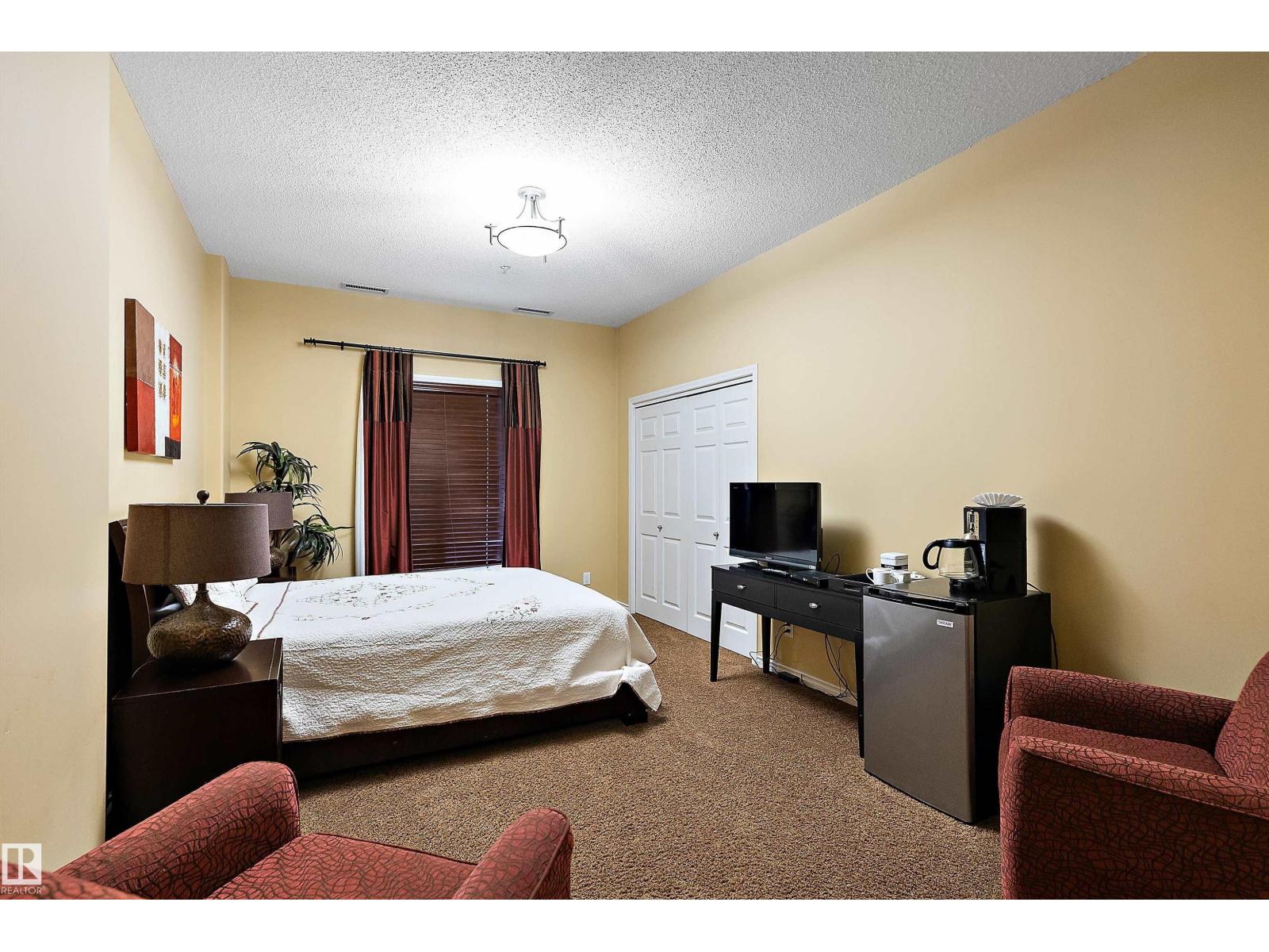 #1004 10303 111 ST NW - 34