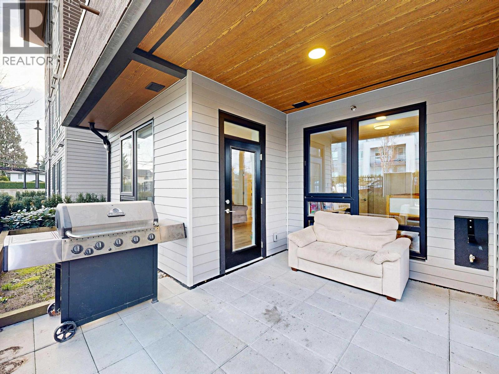 208 615 COTTONWOOD AVENUE, Coquitlam